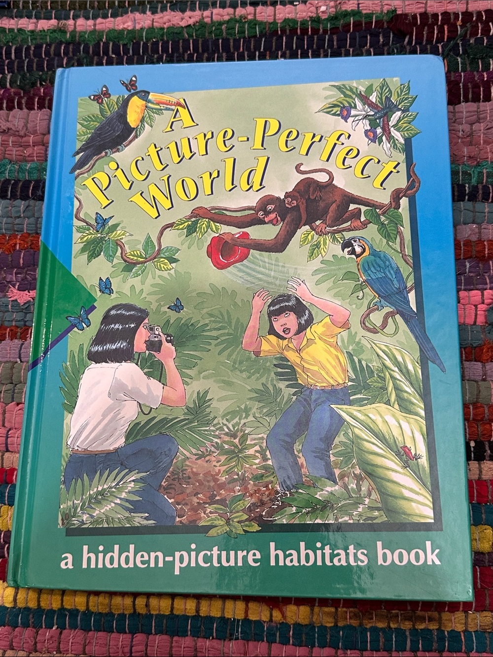 Hidden Picture A Picture-Perfect World Habitats Look and Find HC book